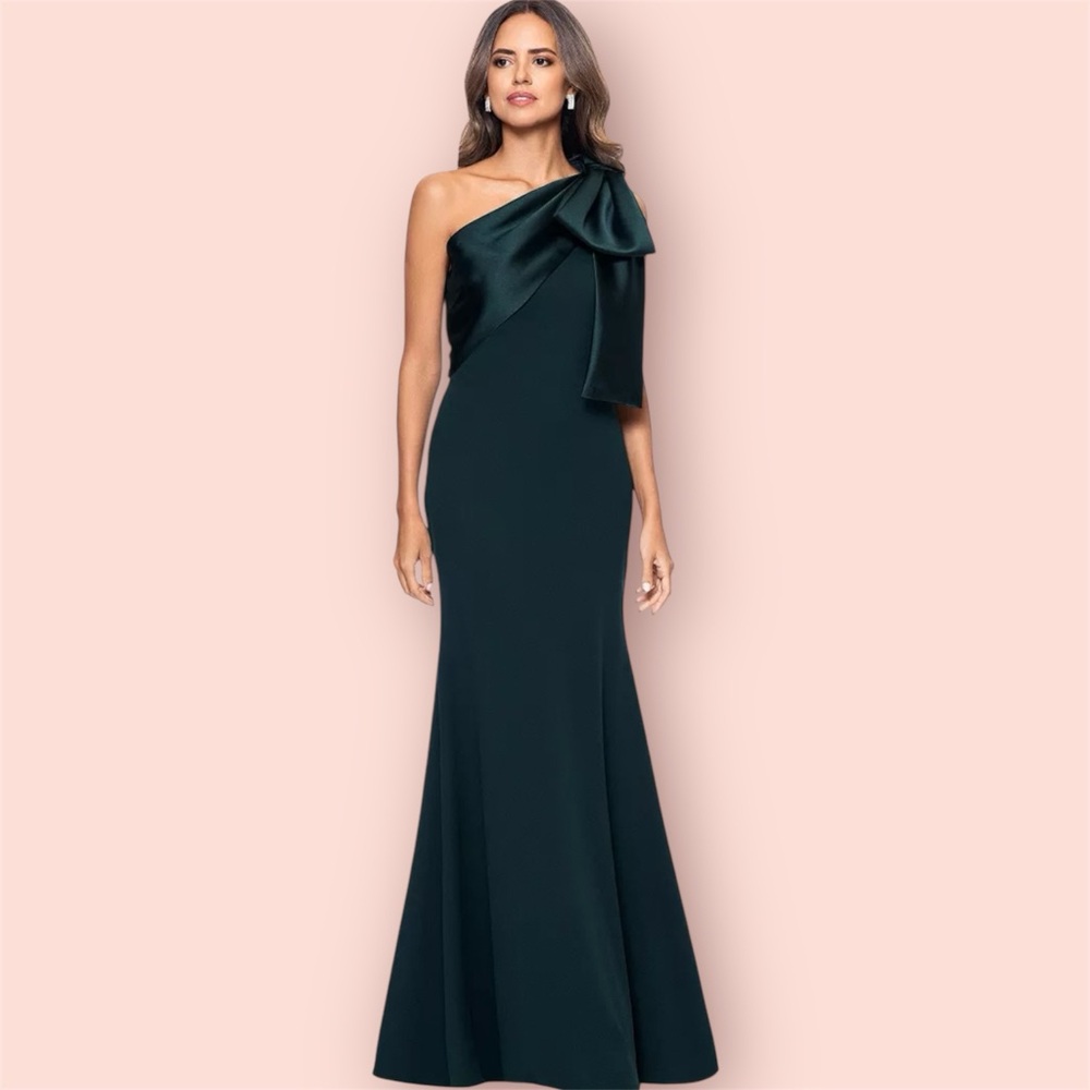 BETSY & ADAM • Bow-Trimmed One-Shoulder Gown